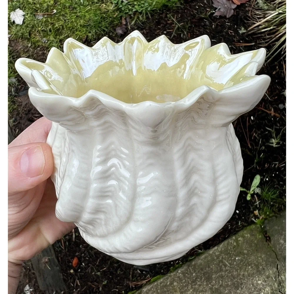 Vintage Belleek Neptune Twisted Swirl Sea Shell Seashell Vase‎ Light Yellow 4